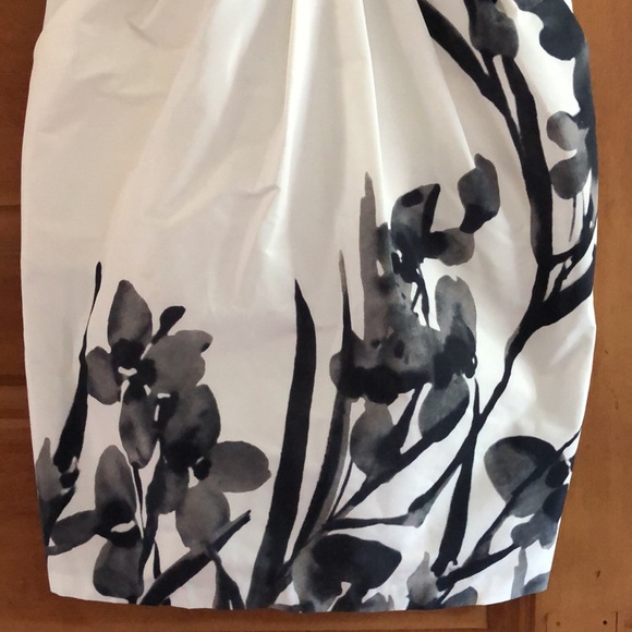 Gorgeous le chateau dress - Picture 3 of 12